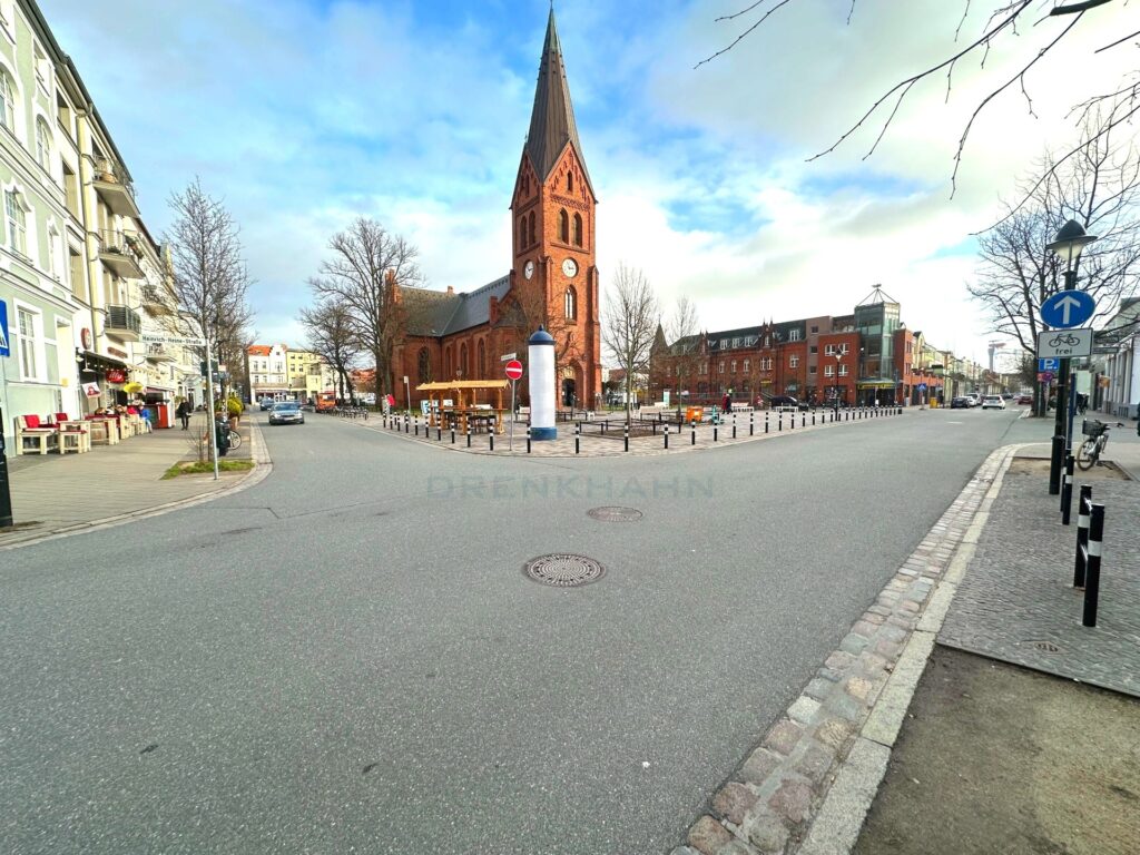 Kirchenplatz